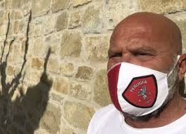 Check spelling or type a new query. Perugia Cosmi Con Il Grifo Anche Sulla Mascherina E Rosi Calcio Grifo
