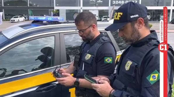 🚔🎄 PRF reforça fiscalização com drones nas rodovias de SC durante o  Natal, A Polícia Rodoviária Federal está com o efetivo mobilizado em Santa  Catarina neste feriado de Natal e reforçou a fiscalização ...