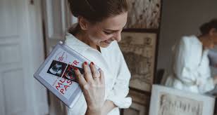 Dein arbeitgeber oder behördenvertreter haben dagegen kein recht auf einsichtnahme. Malin Elmlid Uber Ihr Buch Mein Personlicher Mutterpass Das Bauchgefuhl Ist Das A Und O