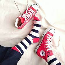To Converse Happily Aakoakoo Happysocks Happinesseverywhere Happy Socks Chucks Converse Converse