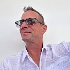 Because they love that moola moola moola moola moola babyyyyy!!!! 🤑