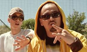 Cardi b, chris brown, bruno mars şi queen latifah au fost o parte dintre vedetele î;ncoronate la gala bet awards. Cosy È™i Killa Fonic Au Lansat Videoclipul Melodiei Ai Mei TrÄƒieÈ™te Muzica