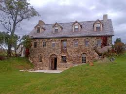 Inside The 15 000 House That S Now Worth 2 Million Old Stone Houses Old Houses Historic Homes