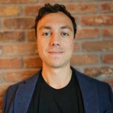 Kurt Livingston's Instagram, Twitter & Facebook