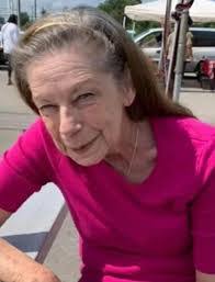 Constance Lynn's Instagram, Twitter & Facebook