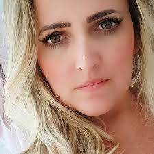 Alice Trindade (@alicetrindadee) • Instagram photos and videos