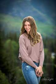 Pin On Senior Poses Girls