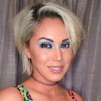 Danielle Headley's Instagram, Twitter & Facebook