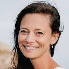 Elise Richard's Instagram, Twitter & Facebook