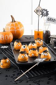 Halloween Cake Pops Monstermassig Gut Geburtstag Snacks Halloween Cake Pops Snack