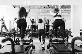 Virtual lagree fitness microformer platform offering 90 on demand classes, workouts at home & 5 your fitness at home journey just became possible with on demand and live classes from lagree's. Plnk Lagree Fitness Best Small Group Workout Class In The Midwest