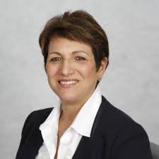 Meu primeiro ano completo no time de vendas! Com a ajuda de meus colegas  SAP, consegui entregar meus objetivos. Durante minhas férias recebo essa  foto dos meus amigos! Muito feliz por ser