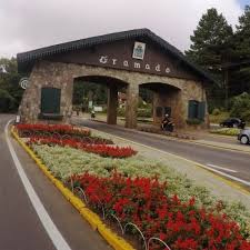 A apenas sete quilômetros de distância de gramado, a pequena canela não tem a badalação da ilustre vizinha, mas acolhe uma natureza. Gramado Canela Rs Brazil Home Facebook