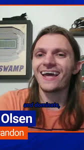 Florida Gators DL Caleb Banks put