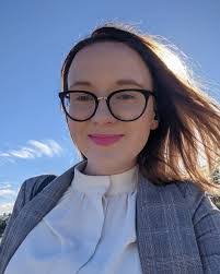 Katelyn Blackburn's Instagram, Twitter & Facebook