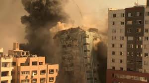 Reconstruction in gaza of thousands of homes, clinics, schools and major infrastructure systems has barely begun, with a damage assessment yet to be completed by egypt and the united nations. Israel Gaza Conflict Israeli Pm Vows To Push On Forcefully With Offensive As Further Airstrikes Hit Gaza World News Bnh
