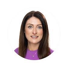 Laura Lemp's Instagram, Twitter & Facebook