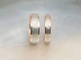 Rose Gold And White Gold Wedding Band Set Hammered Two Tone Wedding Rings With Gold Wedding Band Sets White Gold Wedding Band Sets White Gold Wedding Bands