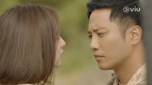 They feel an instant bond, but their jobs and philosophy on life get in the way, threatening to tear them apart. Descendants Of The Sun Jin Goo Jiwon On We Heart It