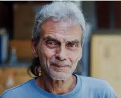 Swingin' Santa Amalia