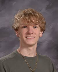 𝗙𝗩𝗟 𝗘𝗮𝗿𝗹𝘆 𝗚𝗿𝗮𝗱𝘂𝗮𝘁𝗲𝘀 Congratulations to the following  students who will be able to graduate early from FVL. We wish God's richest  blessings as they move