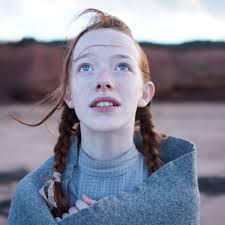 She comes from a theatrical. This Is What Amybeth Mcnulty Is Doing After Anne With An E Onlystars Celebrities
