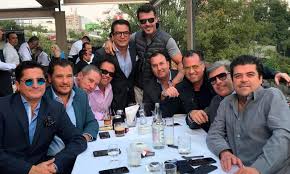 Conoce a rebeca sáenz, esposa de ernesto zedillo jr., padre del hijo de érika buenfil. El Burro Leonardo Garcia Ernesto Zedillo Jr Y Alejandro Basteri En Divertida Reunion De Amigos
