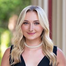 I am beyond proud to announce that I have accepted an incredible job  opportunity as an Inside Sales Representative at Dell Technologies, at  their Nashville, TN location starting this July! Joining… |