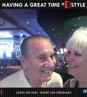 Io con il mio Amico Carl Ferris esattamente di fronte al The D, il miglior  artista/musicista di Las Vegas da oltre 19 anni. — фото: Д Лас-Вегас Казино  Отель