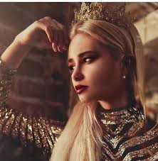 حبل زينه اناره ورق شجر معدني ذهبي #ميز_هديتك_مع_ريبون🎁 الفرقان..شارع  الاكسبرس..دوار الصخره للتواصل على واتس اب 0966267666 #ريبون_صناع_السعاده❤