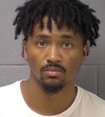 3 men arrested in Joliet after officers find guns in vehicle: cops