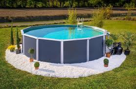 Pourquoi Choisir Une Piscine En Acier Terasse Bois Piscine Amenagement Piscine Hors Sol Piscine