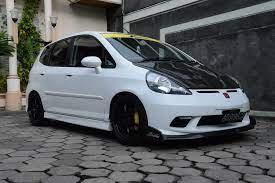 White Honda Jazz Gd3 Noblesse Sp Js Racing Honda Jazz Honda Fit Honda Fit Jazz