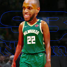 James khristian middleton is an american professional basketball player for the milwaukee bucks of the national basketball association. Khris Middleton Is A Star Who Makes The Bucks Not The Other Way Around