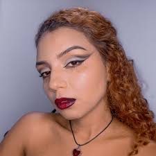 Ainda anestesiada com tudo que aconteceu! o tão sonhado dia chegou e agora  posso dizer oficialmente farmacêutica pela maior do norte. Obrigada mãe e  pai por todo apoio e carinho de sempre,