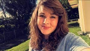 Alicyn York's Instagram, Twitter & Facebook