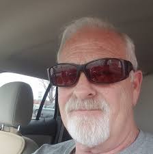 Hand Drawn Portraits by Cronley