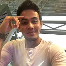 Di doakan pelakon drama tundukkan playboy itu ini akan berbahagia dengan pasangannya sehingga ke akhir hayat insyaallah. Rakan Artis Bidas Peminat Kutuk Rupa Wajah Isteri Hafidz Roshdi
