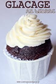 Cupcake de vainilla + trucos para cupcakes perfectos | quiero cupcakes! Glacage Au Beurre Pour Decorer Les Cupcakes