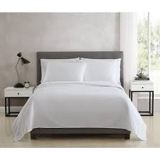 Make a guest room simple and inviting with white twin bedding. Freshee Bedding Sheet Set Solid White 3pc Twin Xl Ss12692txwht The Home Depot