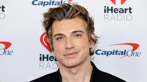 Jeremiah Brent Loves That One Dramatic Design Trend Is Making A Comeback