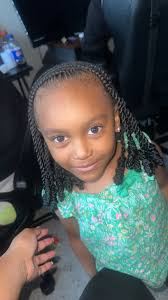Are there any locticians available for kids starter locs in the Lexington  area?