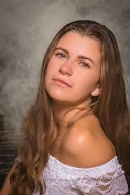 Megan Covington's Instagram, Twitter & Facebook