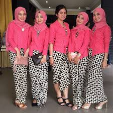 Tips Memilih Kebaya Kutu Baru Yang Sesuai Dengan Karaktermu Istanarina I Lifestyle Blog I Personal Blog Arina Mabruroh