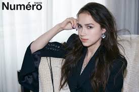 olimpijskaya chempionka alina zagitova v fotosessii cosmopolitan i numero kak sozdavalas krasota v rossii i yaponii lyubi krasota figurnoe katanie sportsmenki
