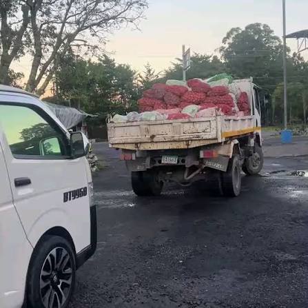 Productores de Tierras Altas llevan donaciones a comunidades afectadas por el terremoto