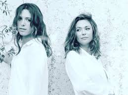 D'artagnan comprit que ce serait désobliger athos que de ne pas le laisser faire. News People Actualites People Et Stars Du Jour Starmag Com Sandrine Quetier Actualites People Fille