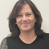 Danielle Dufault's Instagram, Twitter & Facebook