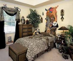 With the right bedding and decor anyone can create a beautiful and exotic jungle themed bedroom in no time. African Safari Jungle Bedroom Decor Bedroom Themes Kids Bedroom Themes Toddler Rooms