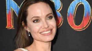 Полное имя — джонатан ли миллер (jonathan lee miller). Angelina Jolie Reignites Reunion Rumours With Ex Husband Jonny Lee Miller Hollywood Hindustan Times